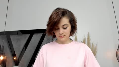 Snapshot of summerprints chatting on 19, 2, 2025 Summer online show from 19, 2, 2025