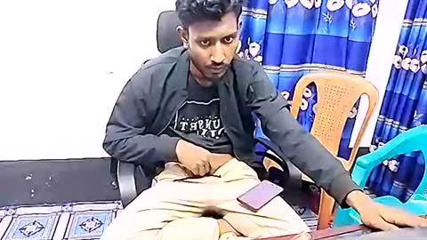 Snapshot of sumonbigboy215042 chatting on 4, 2, 2026 sumonblgboyr online show from 4, 2, 2026