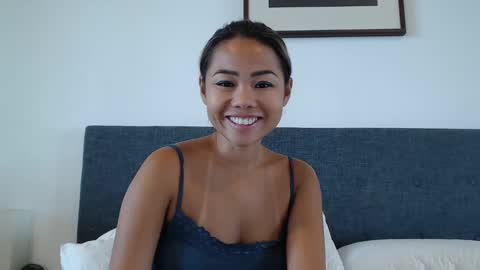 Snapshot of sun_lover_95 chatting on 1, 3, 2025 Vy online show from 1, 3, 2025