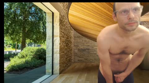 Snapshot of sunbeatshower chatting on 18, 1, 2025 sunbeatshower online show from 18, 1, 2025