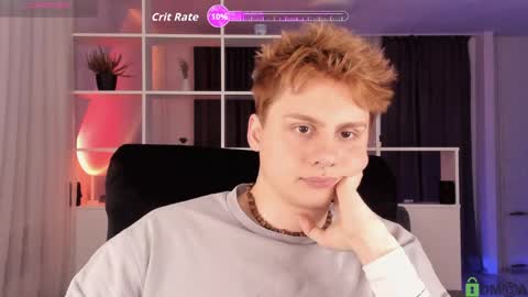 Snapshot of sunburn_boy chatting on 27, 5, 2026 Emilio online show from 27, 5, 2026