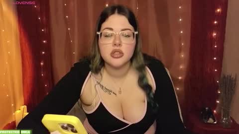 Snapshot of sunflower0907 chatting on 17, 9, 2025 Tina. Im topless model online show from 17, 9, 2025