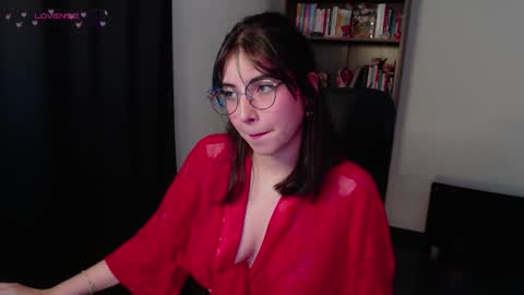 Snapshot of sunflower_uwu chatting on 21, 2, 2026 violetta online show from 21, 2, 2026