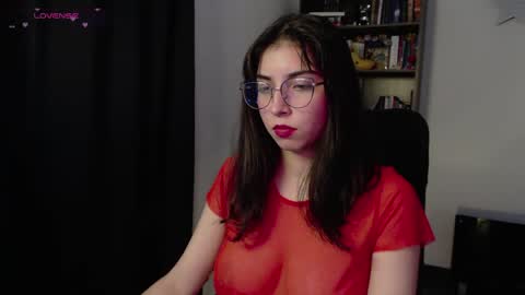 Snapshot of sunflower_uwu chatting on 17, 3, 2026 violetta online show from 17, 3, 2026