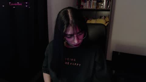 Snapshot of sunflower_uwu chatting on 28, 4, 2026 violetta online show from 28, 4, 2026