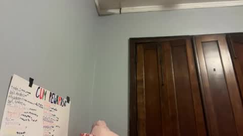 sunneeshellee online show from 17, 6, 2026