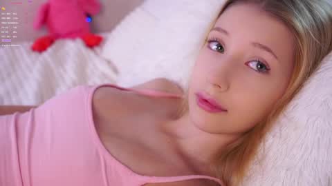 Snapshot of sunnmoonn chatting on 13, 5, 2026 Lily online show from 13, 5, 2026