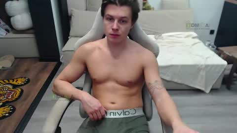 Alice and Sergey online show from 3, 12, 2025