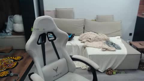 Alice and Sergey online show from 8, 1, 2026