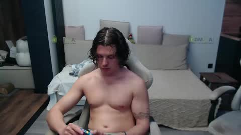 Snapshot of sunny1girl chatting on 22, 5, 2026 Alice and Sergey online show from 22, 5, 2026