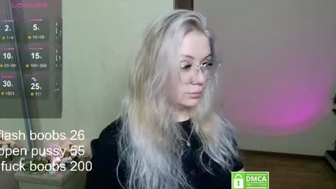 Snapshot of sunny_mood chatting on 24, 6, 2026 sunny mood online show from 24, 6, 2026
