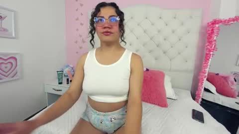 Sunny Smiith online show from 25, 11, 2025