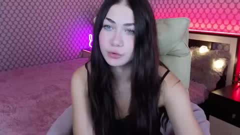 Snapshot of sunny_sweetyy chatting on 25, 9, 2025 S U N N Y online show from 25, 9, 2025