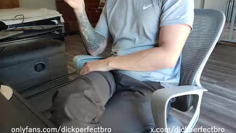 Snapshot of sunny_valentine chatting on 10, 11, 2025 sunny valentine online show from 10, 11, 2025