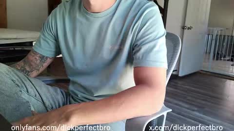 Snapshot of sunny_valentine chatting on 11, 11, 2025 sunny valentine online show from 11, 11, 2025