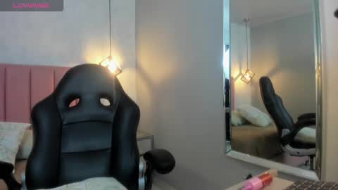  S U N N Y online show from 15, 1, 2026