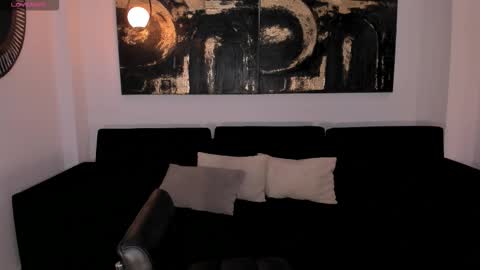 Sunny Rivers online show from 8, 1, 2026