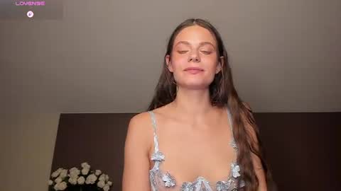 Snapshot of sunsay_effie chatting on 14, 7, 2026 Effie Beautiful girl and Sunsay lucky boy online show from 14, 7, 2026