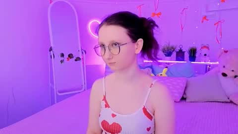 Snapshot of sunshine_blaze chatting on 6, 2, 2026 Alice online show from 6, 2, 2026