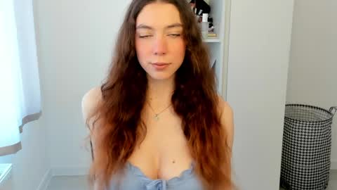 Snapshot of sunshine_bliss chatting on 14, 5, 2026 sunshine_bliss online show from 14, 5, 2026