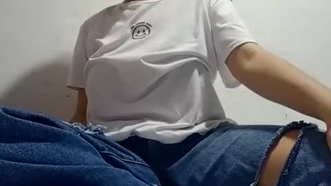 Snapshot of sunshine_days chatting on 2, 12, 2024 Annie online show from 2, 12, 2024