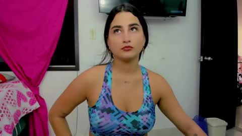 Andrea Rodriguez online show from 8, 12, 2024