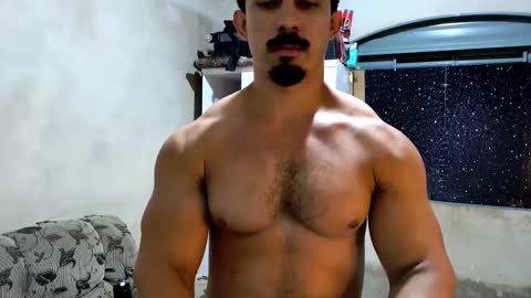 Snapshot of superbigmr chatting on 6, 4, 2026 james online show from 6, 4, 2026