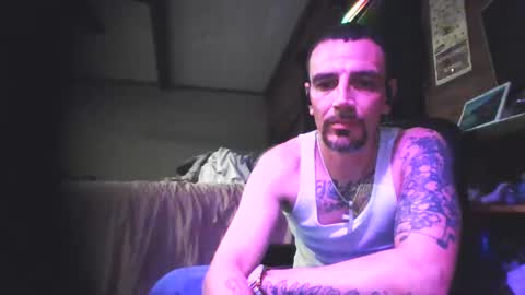 Snapshot of superd512 chatting on 15, 2, 2025 Guero Cash online show from 15, 2, 2025