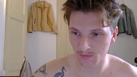 Snapshot of superhardxxxx chatting on 29, 10, 2025 Ctrl My Body online show from 29, 10, 2025