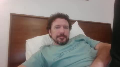 Snapshot of superschnip chatting on 15, 10, 2025 superschnip online show from 15, 10, 2025