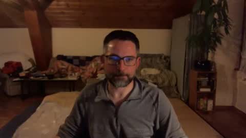 supersquirrel81 online show from 7, 1, 2026