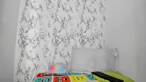 Snapshot of surifoster chatting on 7, 5, 2026 suri online show from 7, 5, 2026