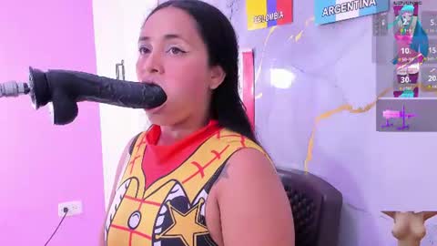 Snapshot of susan_bigass chatting on 14, 7, 2026 Susan online show from 14, 7, 2026