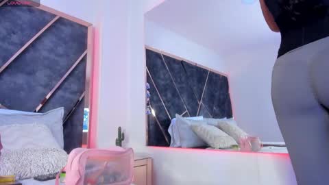 susanahenao online show from 31, 3, 2026