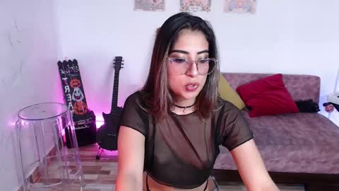 Susana hendrix    online show from 14, 10, 2025