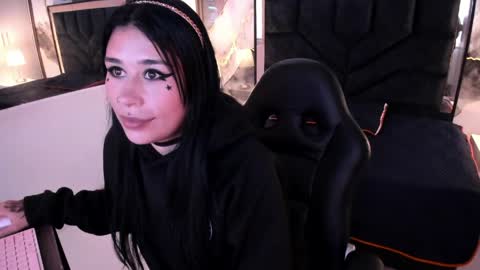 susanvilla online show from 16, 4, 2026