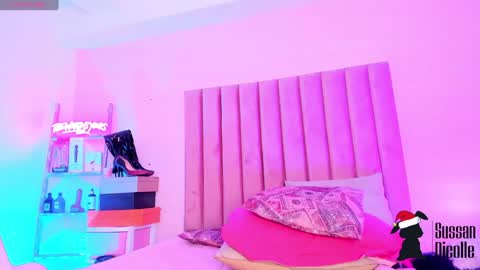 Snapshot of sussan_nicolle1 chatting on 17, 12, 2024 Sussan Nicole online show from 17, 12, 2024