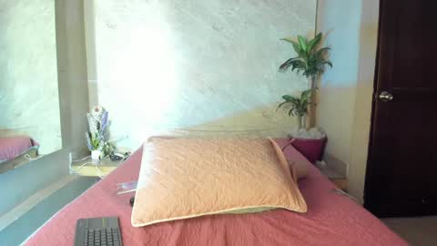 Snapshot of sussanmilf_ chatting on 23, 1, 2025 sussanmilf online show from 23, 1, 2025