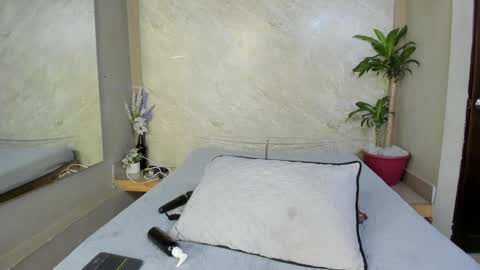 Snapshot of sussanmilf_ chatting on 24, 1, 2025 sussanmilf online show from 24, 1, 2025