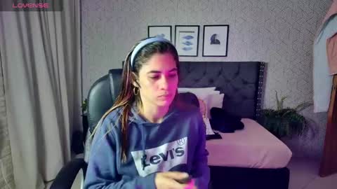 Snapshot of sussy__stone chatting on 4, 1, 2025 online show from 4, 1, 2025