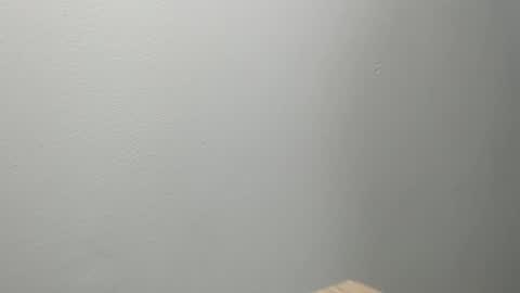 sussy leon online show from 21, 2, 2025