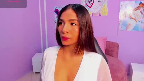 sussy_sweet4u online show from 17, 7, 2026