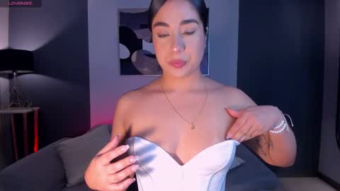 Sussy Bell online show from 3, 10, 2025