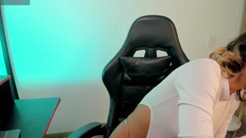 Snapshot of sussyprice chatting on 26, 12, 2024 Sussy online show from 26, 12, 2024