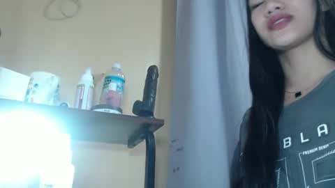 Snapshot of sususlutxx chatting on 23, 9, 2025 susie online show from 23, 9, 2025