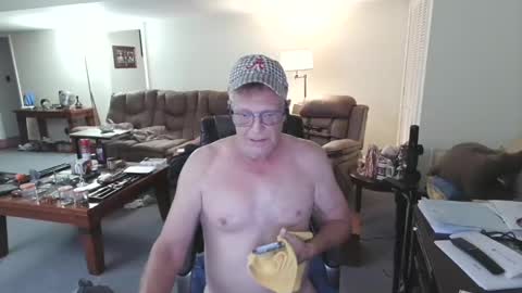 suttond4858 online show from 26, 10, 2025