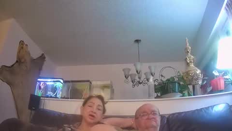 Snapshot of suv1 chatting on 24, 2, 2026 Otto online show from 24, 2, 2026