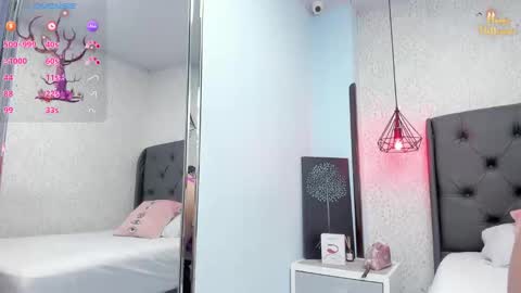 S U Z E T  online show from 15, 10, 2025