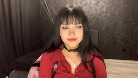 EmilySuonn online show from 28, 4, 2026