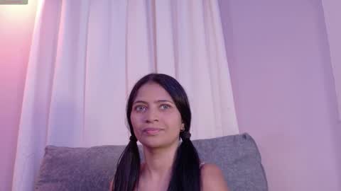 Snapshot of suzyfox chatting on 1, 3, 2026 Suzy online show from 1, 3, 2026